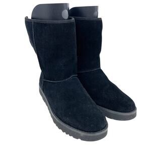 UGG Women's Black Suede Classic Short Logo Zip Boots Size 11